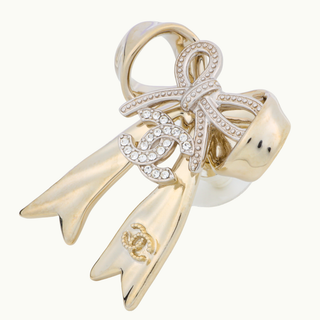 Coco Mark Crystal Ribbon Gold ABG598